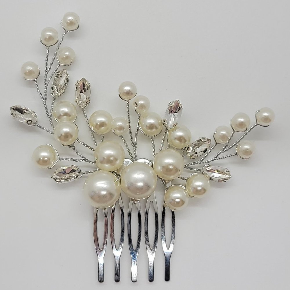 Silver Hair Comb Pearls & Crystals